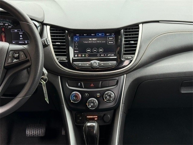 Chevrolet Trax Vehicle Full-screen Gallery Image 13