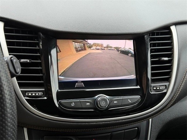 Chevrolet Trax Vehicle Full-screen Gallery Image 21