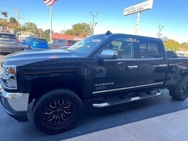 Chevrolet Silverado 1500 Vehicle Full-screen Gallery Image 06