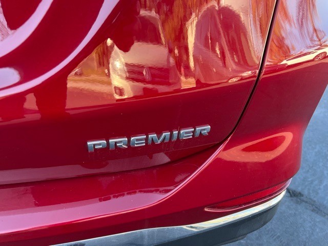 Chevrolet Equinox Vehicle Full-screen Gallery Image 5