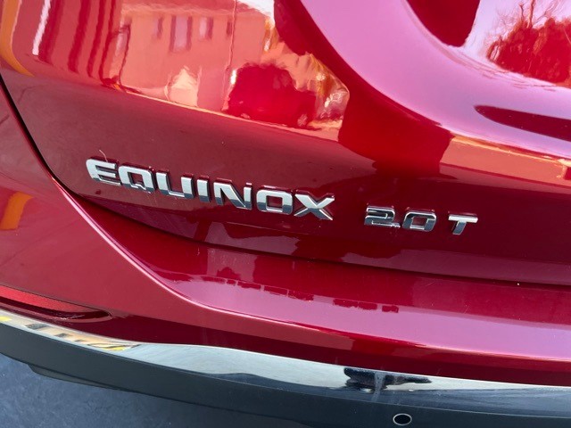 Chevrolet Equinox Vehicle Full-screen Gallery Image 6