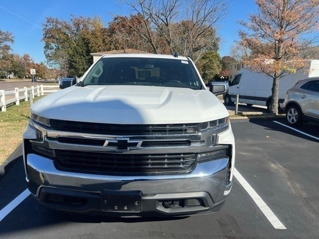 Chevrolet Silverado 1500 Vehicle Full-screen Gallery Image 02