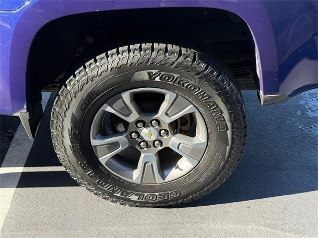 Chevrolet Colorado Vehicle Full-screen Gallery Image 05