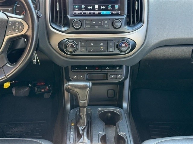 Chevrolet Colorado Vehicle Full-screen Gallery Image 14