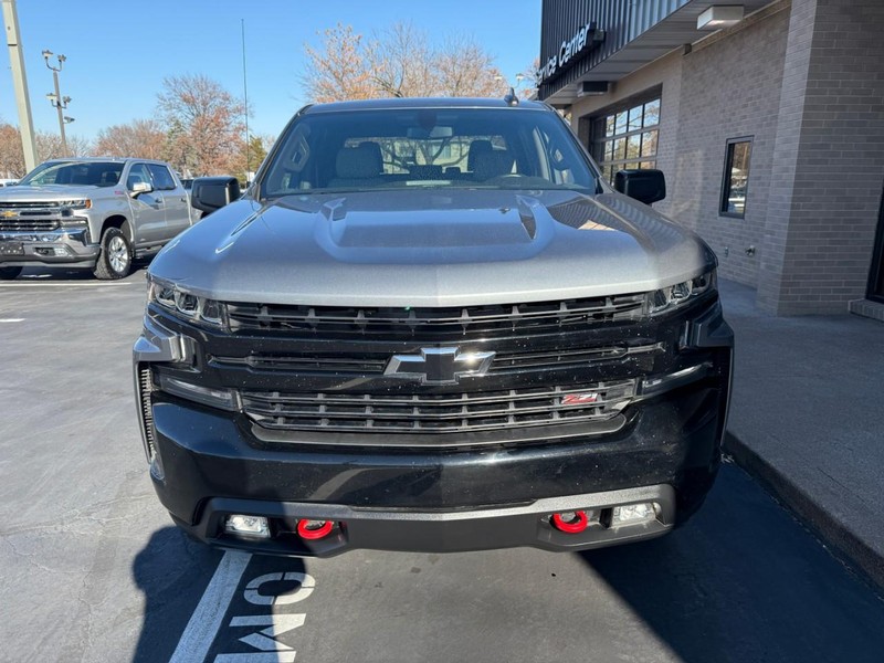 Chevrolet Silverado 1500 Vehicle Full-screen Gallery Image 8