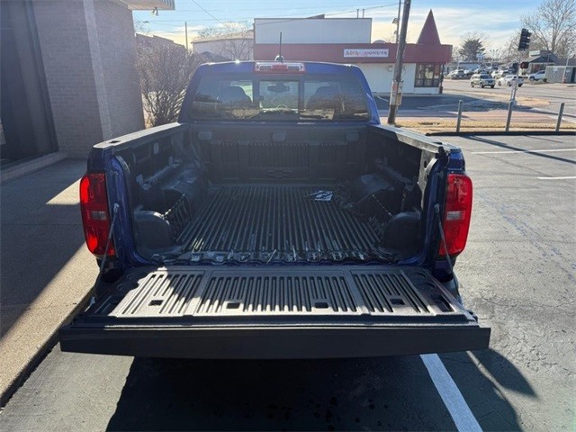 Chevrolet Colorado Vehicle Full-screen Gallery Image 06