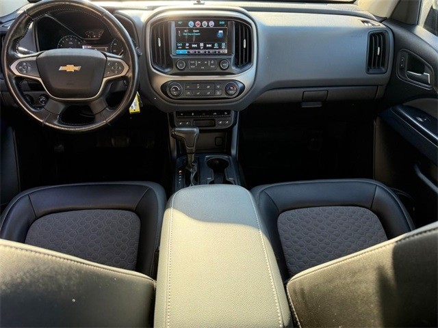 Chevrolet Colorado Vehicle Full-screen Gallery Image 11