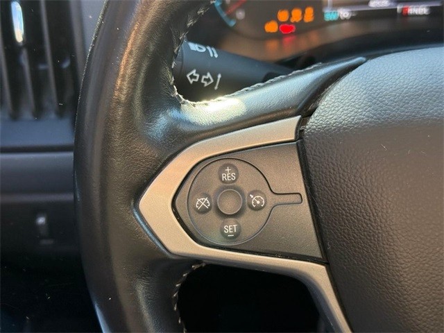 Chevrolet Colorado Vehicle Full-screen Gallery Image 19