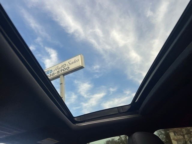 Honda Civic Hatchback Vehicle Full-screen Gallery Image 08