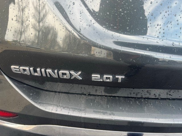 Chevrolet Equinox Vehicle Full-screen Gallery Image 05