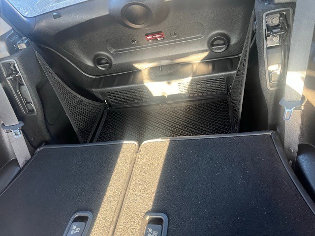 MINI Cooper Hardtop Vehicle Full-screen Gallery Image 6