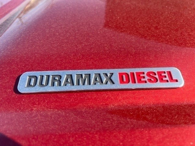 GMC Canyon Vehicle Full-screen Gallery Image 4