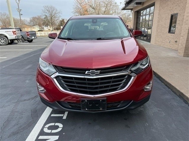 Chevrolet Equinox Vehicle Full-screen Gallery Image 9