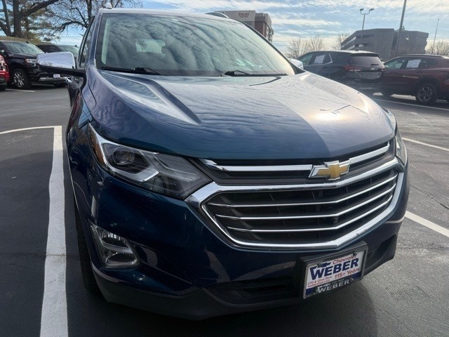 Chevrolet Equinox Vehicle Full-screen Gallery Image 2