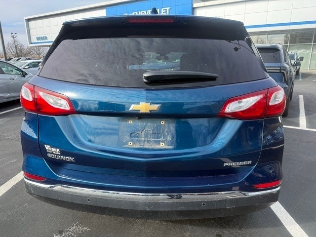 Chevrolet Equinox Vehicle Full-screen Gallery Image 8