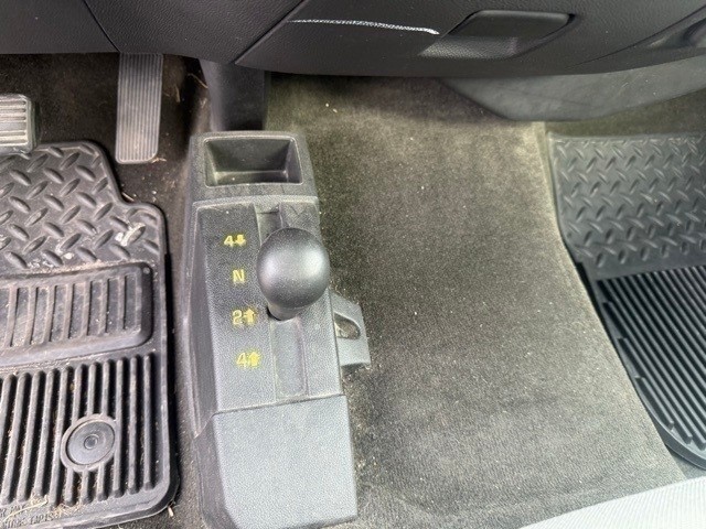 Chevrolet Silverado 1500 Vehicle Full-screen Gallery Image 5