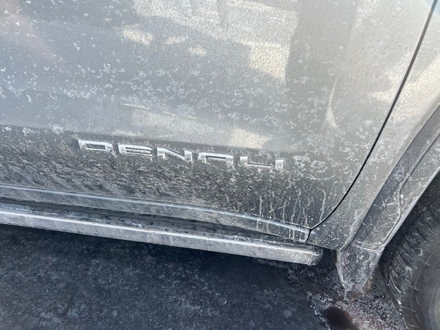 GMC Sierra 1500 Vehicle Full-screen Gallery Image 4