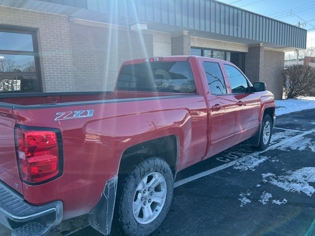 Chevrolet Silverado 1500 Vehicle Full-screen Gallery Image 4