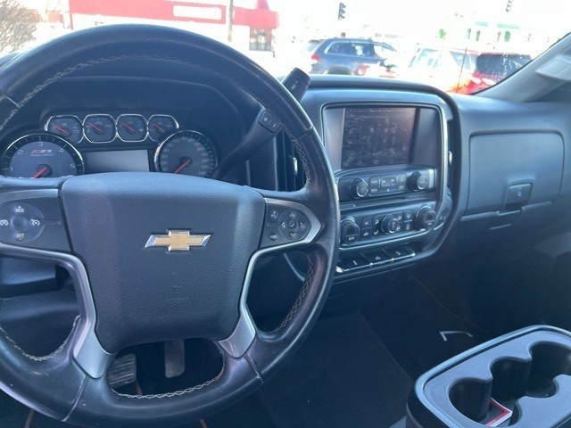 Chevrolet Silverado 1500 Vehicle Full-screen Gallery Image 9