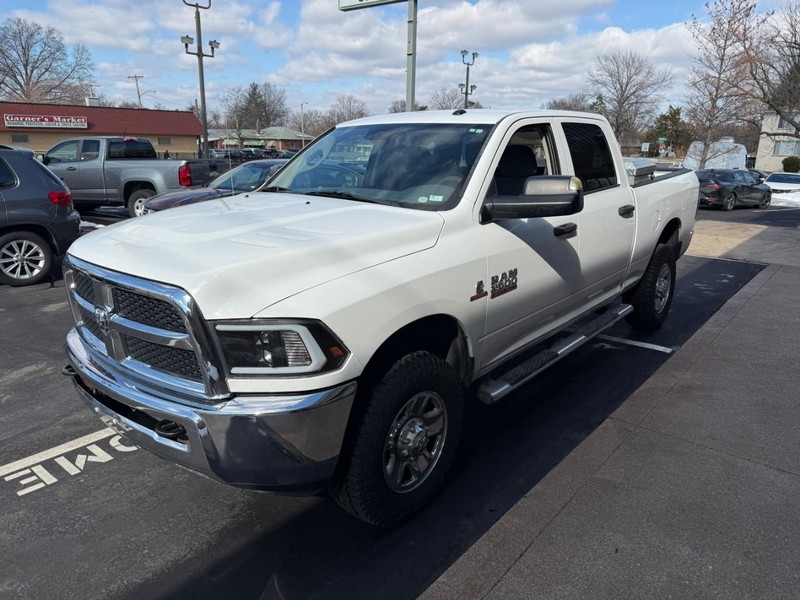 Ram 2500 Vehicle Full-screen Gallery Image 08