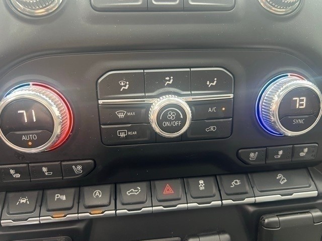 GMC Sierra 1500 Vehicle Full-screen Gallery Image 10