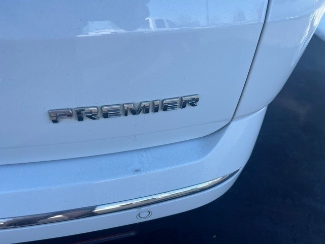 Chevrolet Traverse Vehicle Full-screen Gallery Image 5