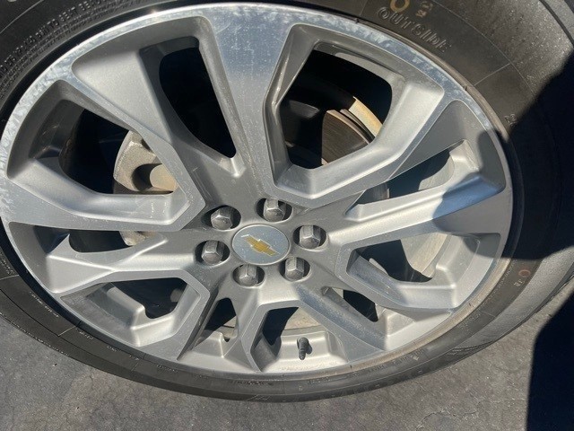 Chevrolet Traverse Vehicle Full-screen Gallery Image 7