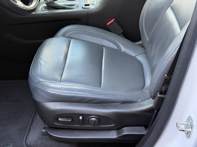 Chevrolet Traverse Vehicle Full-screen Gallery Image 19