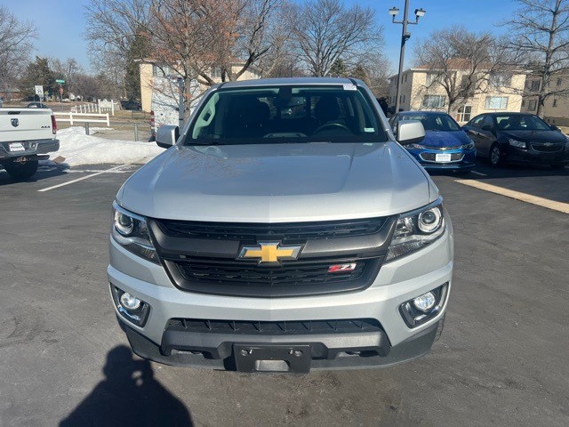 Chevrolet Colorado Vehicle Full-screen Gallery Image 02
