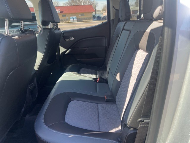 Chevrolet Colorado Vehicle Full-screen Gallery Image 10