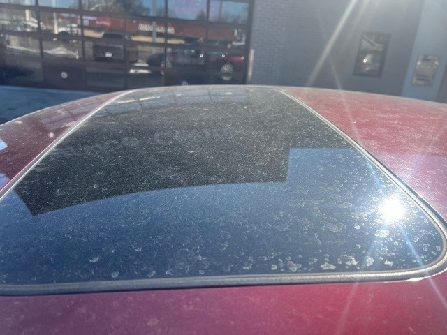 Honda Accord Sedan Vehicle Full-screen Gallery Image 6