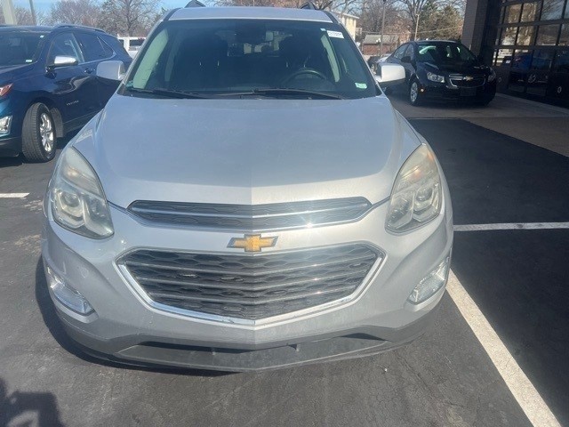 Chevrolet Equinox Vehicle Full-screen Gallery Image 2
