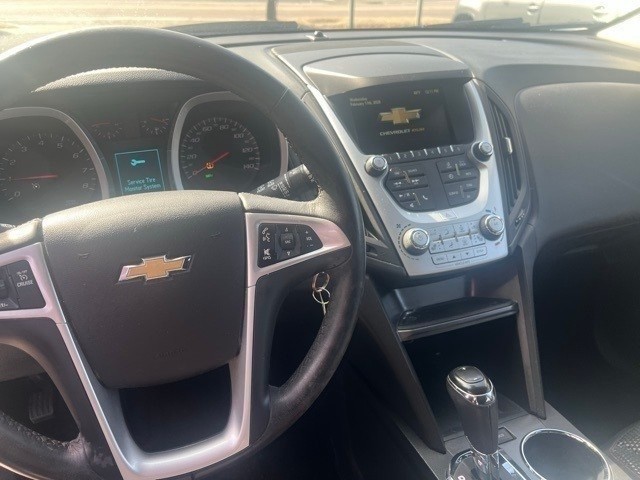 Chevrolet Equinox Vehicle Full-screen Gallery Image 7