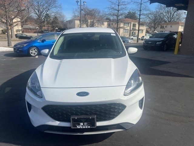 Ford Escape Vehicle Full-screen Gallery Image 2