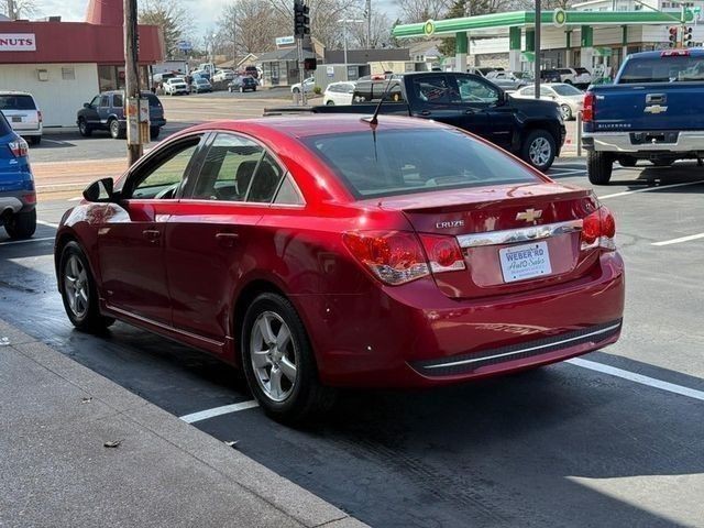 Chevrolet Cruze Vehicle Full-screen Gallery Image 04