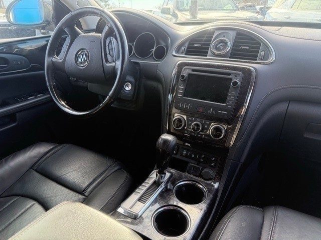 Buick Enclave Vehicle Full-screen Gallery Image 6