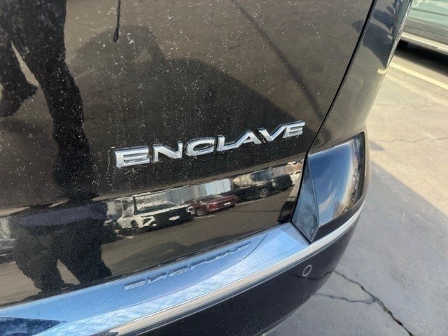 Buick Enclave Vehicle Full-screen Gallery Image 10