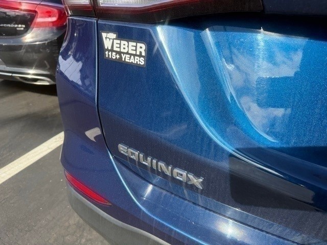 Chevrolet Equinox Vehicle Full-screen Gallery Image 10