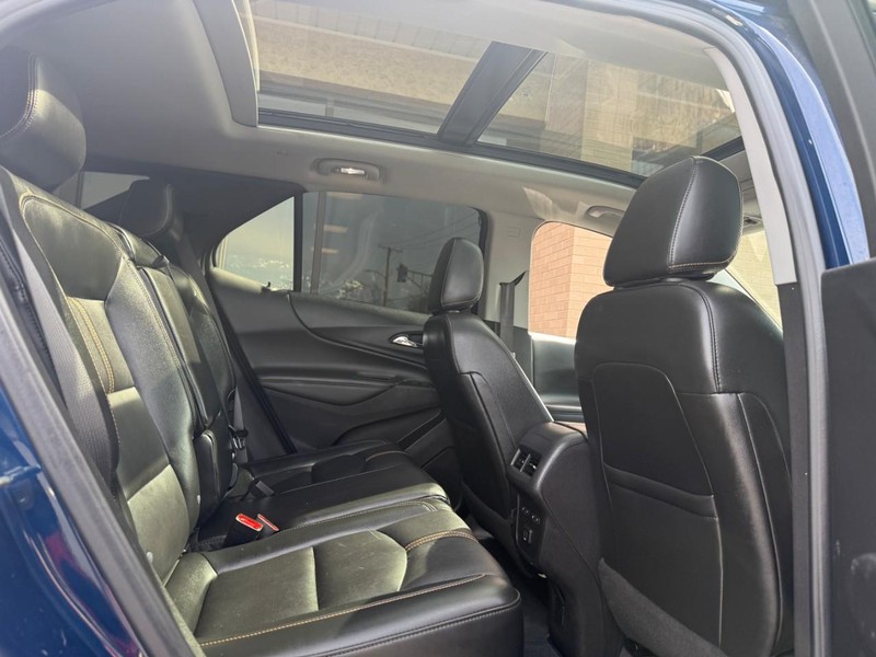 Chevrolet Equinox Vehicle Full-screen Gallery Image 9