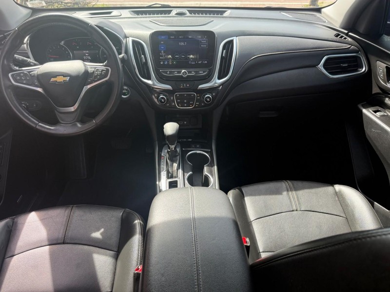 Chevrolet Equinox Vehicle Full-screen Gallery Image 10