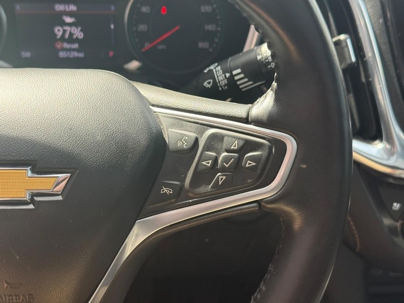 Chevrolet Equinox Vehicle Full-screen Gallery Image 19