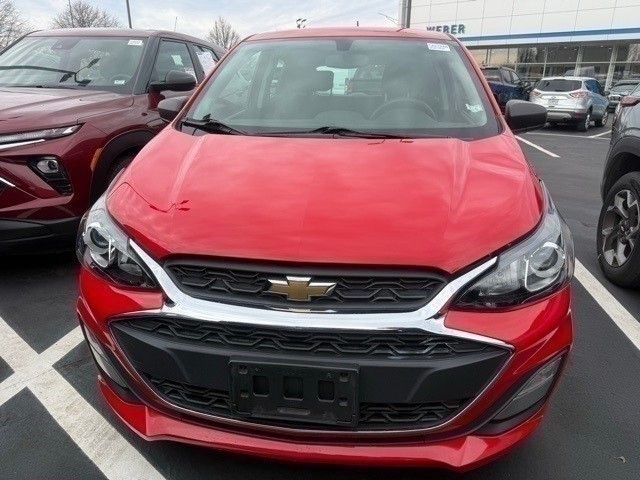 Chevrolet Spark Vehicle Full-screen Gallery Image 2