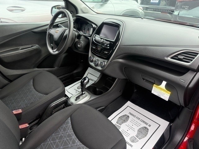 Chevrolet Spark Vehicle Full-screen Gallery Image 4