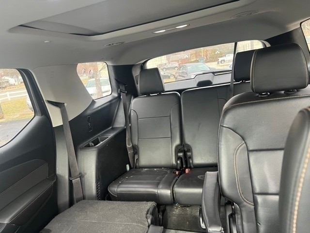 Chevrolet Traverse Vehicle Full-screen Gallery Image 10