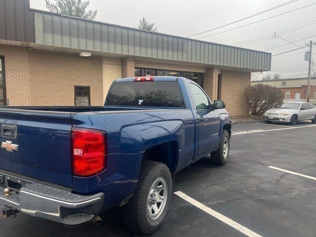 Chevrolet Silverado 1500 Vehicle Full-screen Gallery Image 04