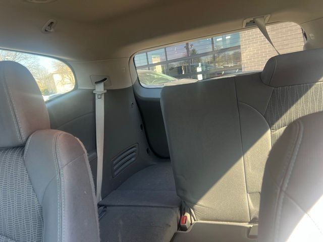 Chevrolet Traverse Vehicle Full-screen Gallery Image 09