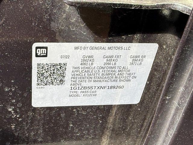 Chevrolet Malibu Vehicle Full-screen Gallery Image 24