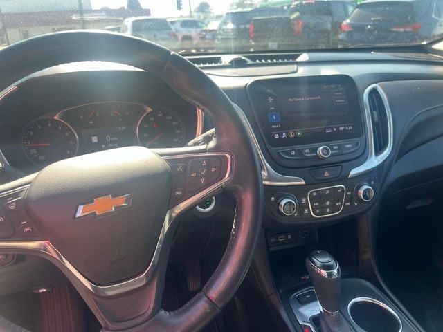 Chevrolet Equinox Vehicle Full-screen Gallery Image 7