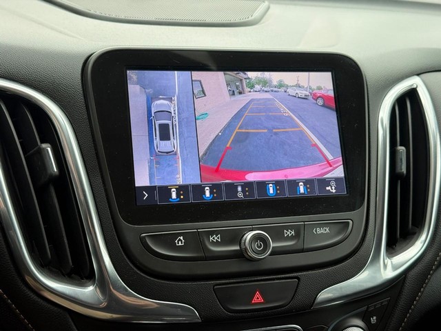 Chevrolet Equinox Vehicle Full-screen Gallery Image 24