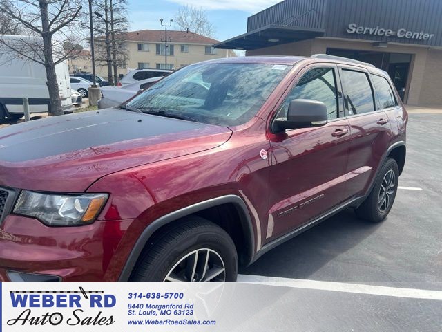 more details - jeep grand cherokee